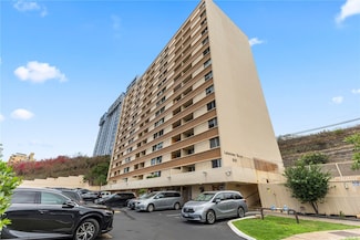 801 Ala Nioi Place Unit 702, Honolulu, HI 96818