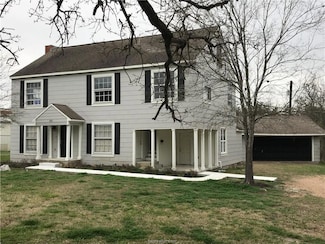 701 Gilchrist Ave, College Station, TX 77840