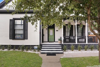 1712 N Pine St, San Antonio, TX 78208