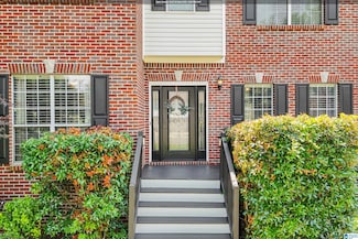 311 Hunter Hills Cir, Chelsea, AL 35043