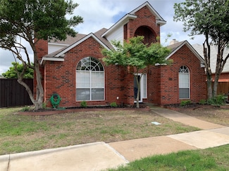 2716 Garden Springs Dr, Richardson, TX 75082