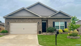 14267 Leadenhall Ln, Athens, AL 35613