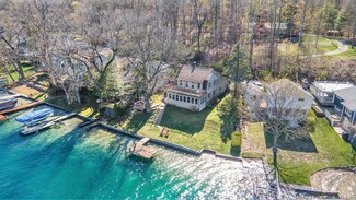 445 S Gull Lake Dr, Richland, MI 49083