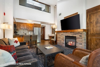 3385 W Village Dr Unit 502, Teton Village, WY 83025