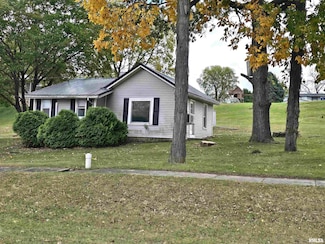 607 N Bluff St, Albany, IL 61230