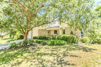 829 Douglas Dr, Norman, OK 73069