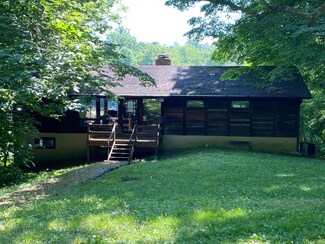 3537 W Moore Rd, Spencer, IN 47460