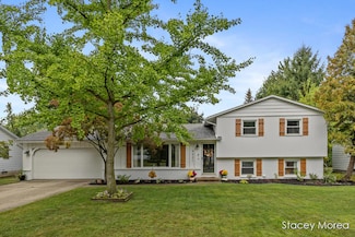 4321 Kentridge Dr SE, Grand Rapids, MI 49508