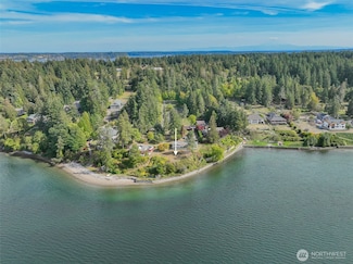 8939 Buttonwood Ln NE, Olympia, WA 98516