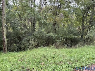 1215 E Edar St, Franklin, VA 23803