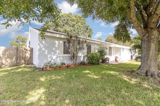 1675 Fairfield Cir NE, Palm Bay, FL 32905