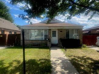 3775 W Pippin St, Chicago, IL 60652