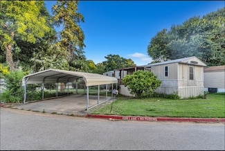 614 Autumn Leaves Trail Unit 99, Irving, TX 75060