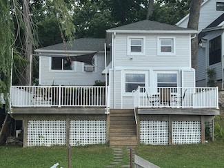 16025 Oak St, Decatur, MI 49045