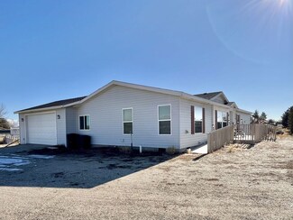 410 Cedarlawn Dr, Spring Creek, NV 89815