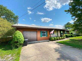 119 Ellis Ave, Elkins, WV 26241