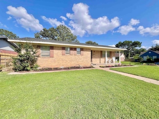 5600 N Locust St, North Little Rock, AR 72116