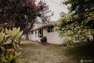 703 S Broadway, Westport, WA 98595