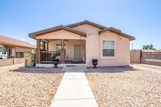 6715 N 60th Ave, Glen Dale, AZ 85301
