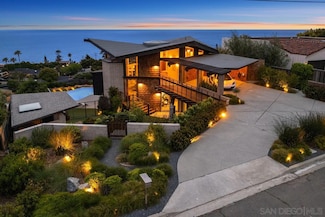 5950 Avenida Chamnez, La Jolla, CA 92037