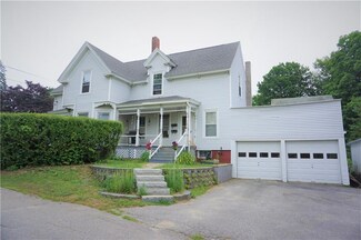 21 Maple St, Lisbon, ME 04252