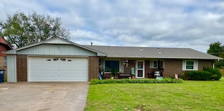 2701 London Ln, Enid, OK 73703