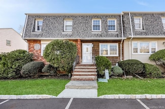 23 Gladys Dr, Spring Valley, NY 10977