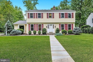 22 Balsam Ct, Lawrence Township, NJ 08648