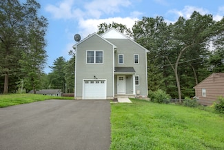3 Henry Rd, Enfield, CT 06082