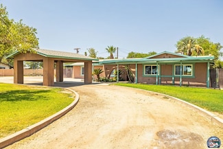 1360 W Evan Hewes Hwy, El Centro, CA 92243