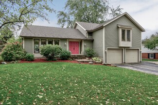 748 Crestview St, Holland, MI 49423