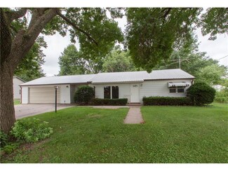 1209 6th Ave, Wellman, IA 52356