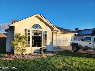 6714 N Calispel Dr, Coeur D'Alene, ID 83815