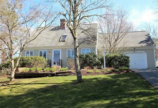 21 Cap'N Isiah's Rd, Barnstable, MA 02635