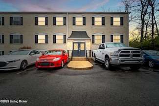122 Middletown Square, Louisville, KY 40243