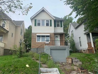 903 E 4th St, Duluth, MN 55805