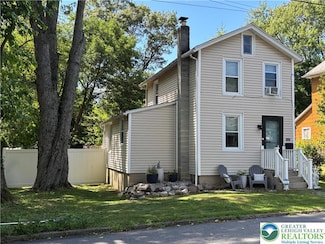 122 Washington St, Wind Gap, PA 18091