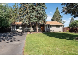 60811 Windsor Dr, Bend, OR 97702