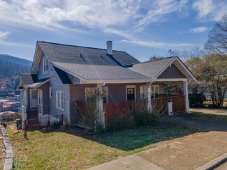 58 Hampton St, Sylva, NC 28779