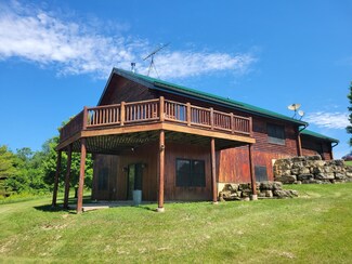 11A228 Driver Ln, Apple River, IL 61001