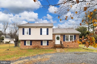 3905 Wilburn Dr, Fredericksburg, VA 22407
