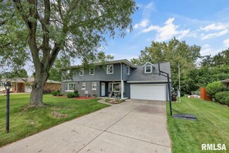 5417 N James Rd, Peoria, IL 61615
