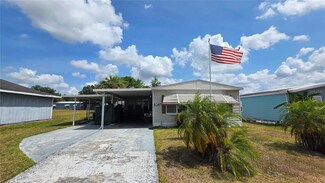 5647 Arrowhead Dr, Zephyrhills, FL 33542