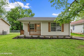 1004 Drive D, Knoxville, TN 37920