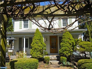 1749 Narrows Hill Rd, Upper Black Eddy, PA 18972