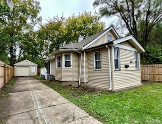 19323 Lindsay St, Detroit, MI 48235