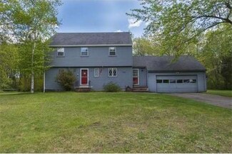 6 Lenway Rd, Byfield, MA 01922