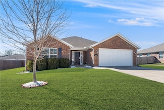 149 Alexandra Loop, Elkins, AR 72727