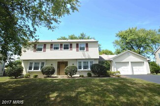 4222 Minstrell Ln, Fairfax, VA 22033