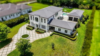 13640 Pine Meadow Ct, Davie, FL 33325